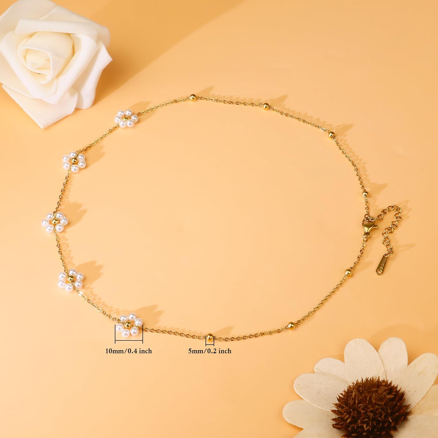 Daisy Pearl Necklace, Dainty Pearl Choker Necklace for Women as Flower Necklace, Trendy Gold Necklaces as Summer Jewelry Teen Girls Daisy Gift 